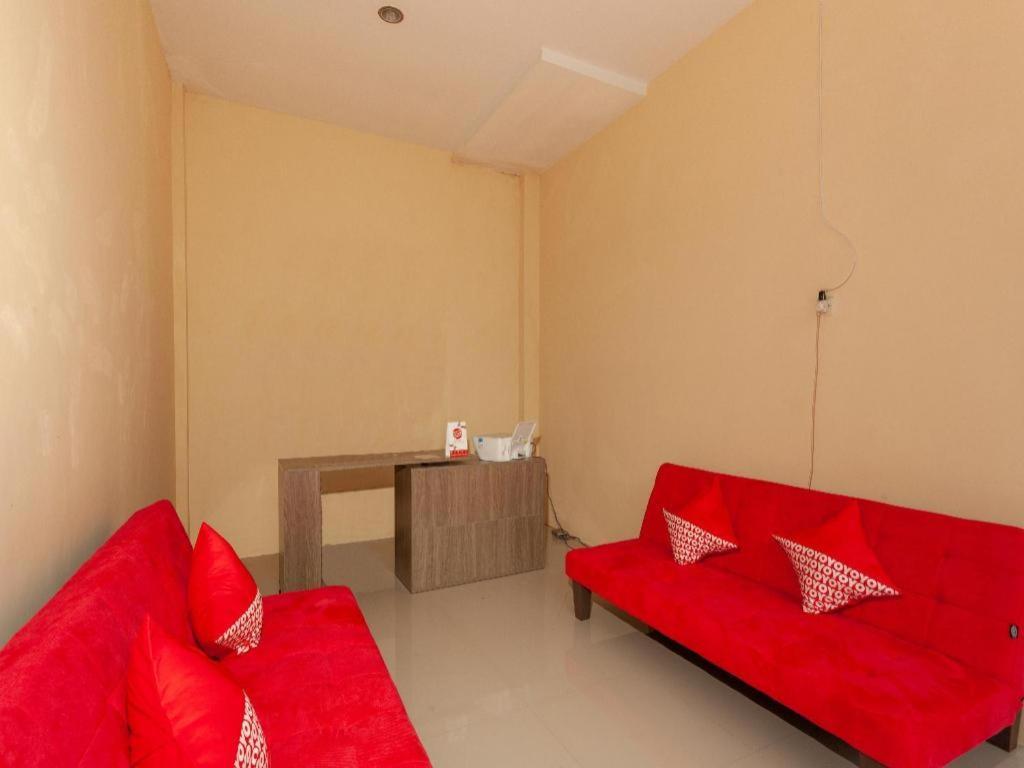 Richmond Guest House Cirebon Redpartner Экстерьер фото