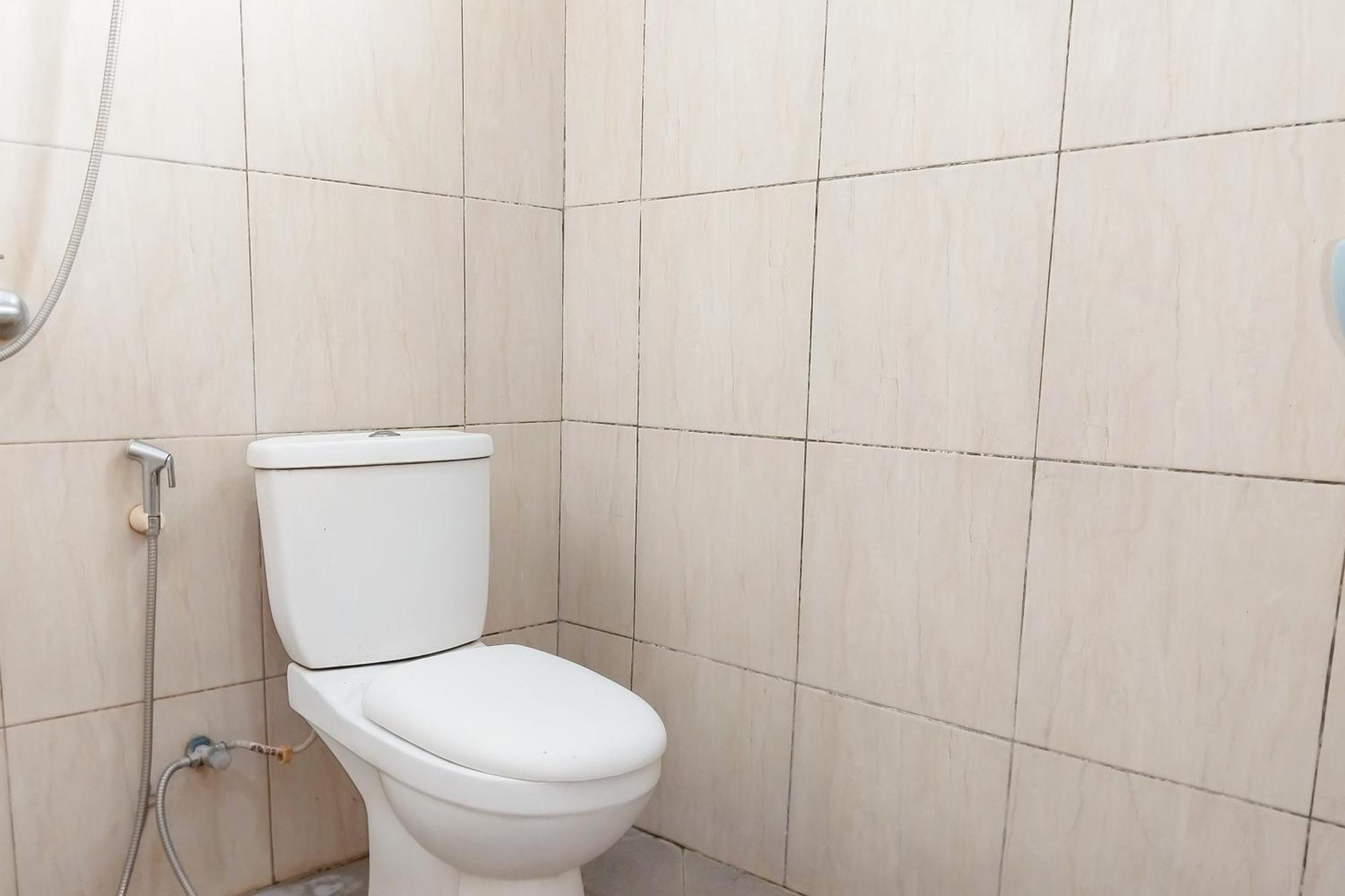 Richmond Guest House Cirebon Redpartner Экстерьер фото